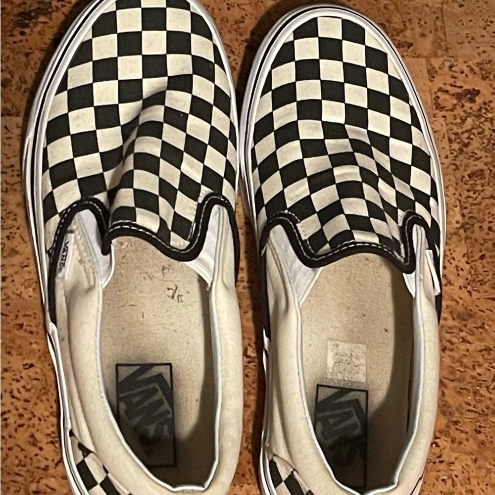 Vans Checkerboard Slip-On Shoe, Women’s size 9